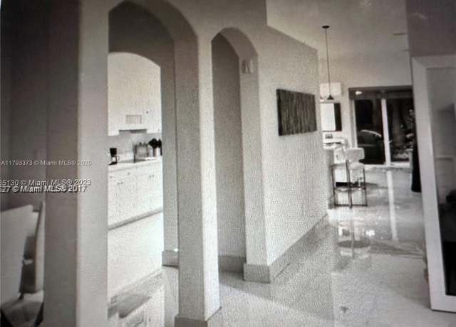 Property at 6558 NW 113th Pl, Doral, FL 33178, 4 beds, 2 baths