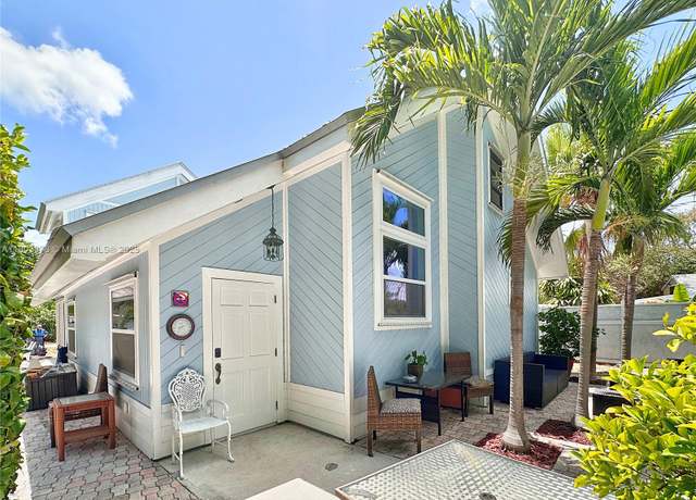 Property at 106 Gardenia Ave, Tavernier, FL 33070, 5 beds, 3 baths
