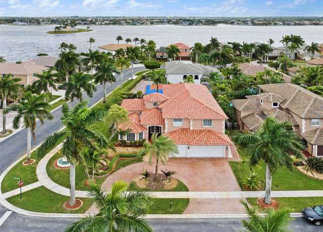 Property at 18900 SW 32nd Ct, Miramar, FL 33029, 6 beds, 5 baths