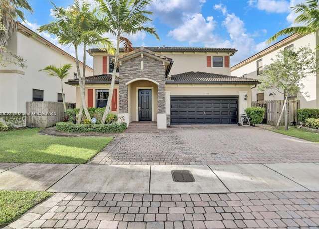 Property at 16548 SW 43rd Ln, Miami, FL 33185, 5 beds, 3 baths