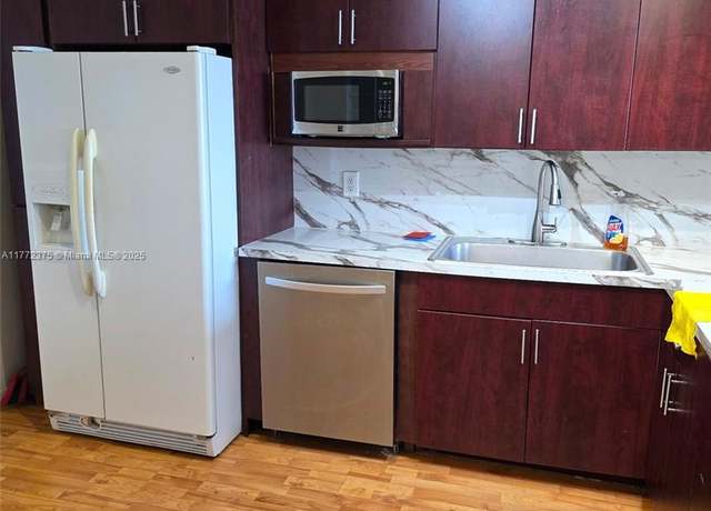 Property at 1351 NE Miami Gardens Dr Unit 501E, Miami, FL 33179, 1 bed, 1 bath