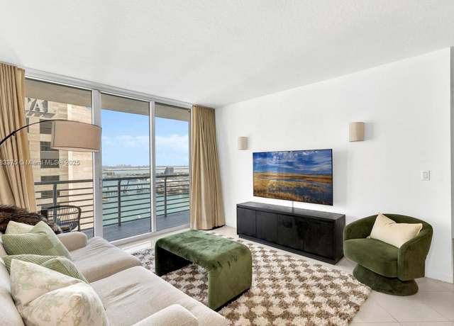 Property at 335 S Biscayne Blvd #3408, Miami, FL 33131, 2 beds, 2 baths