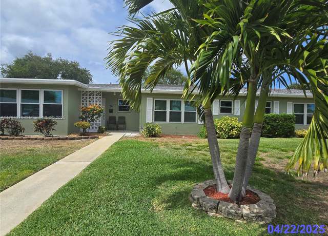 Property at 135 High Point Blvd Unit B, Boynton Beach, FL 33435, 1 bed, 1.5 baths