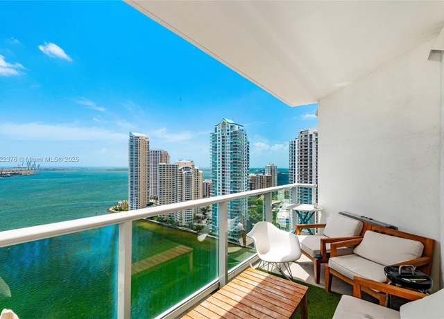Property at 300 S Biscayne Blvd Unit T-2612, Miami, FL 33131, 2 beds, 2 baths
