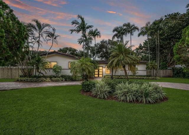 Property at 7901 SW 133rd St, Pinecrest, FL 33156, 4 beds, 2.5 baths