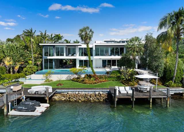 Property at 370 S Hibiscus Dr, Miami Beach, FL 33139, 5 beds, 5.5 baths