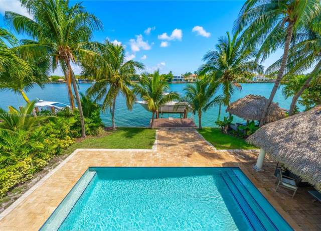 Property at 425 N Shore Dr, Miami Beach, FL 33141, 4 beds, 3.5 baths