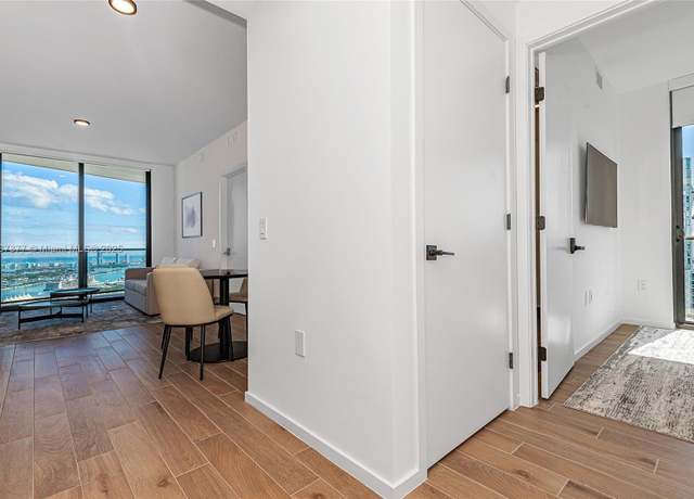 Property at 398 NE 5th St #3711, Miami, FL 33132, 2 beds, 2 baths