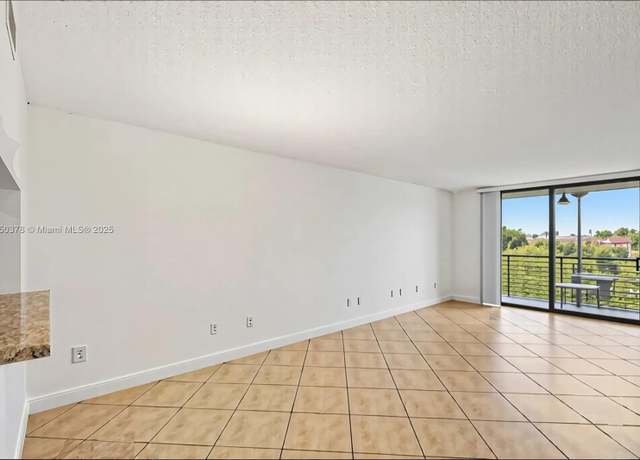 Property at 900 Colony Point Cir #408, Pembroke Pines, FL 33026, 2 beds, 2 baths