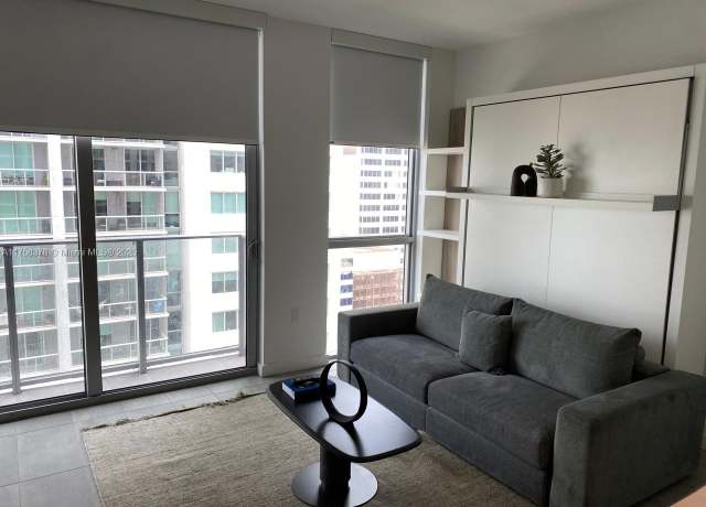 Property at 227 NE 2nd St #1910, Miami, FL 33132, 1 bath