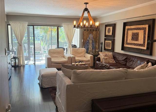 Property at 20306 NE 34th Ct #39, Aventura, FL 33180, 2 beds, 2.5 baths
