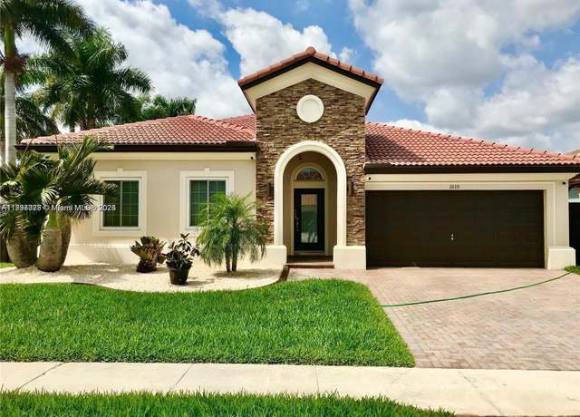 Property at 1010 NE 36th Ave, Homestead, FL 33033, 3 beds, 2 baths