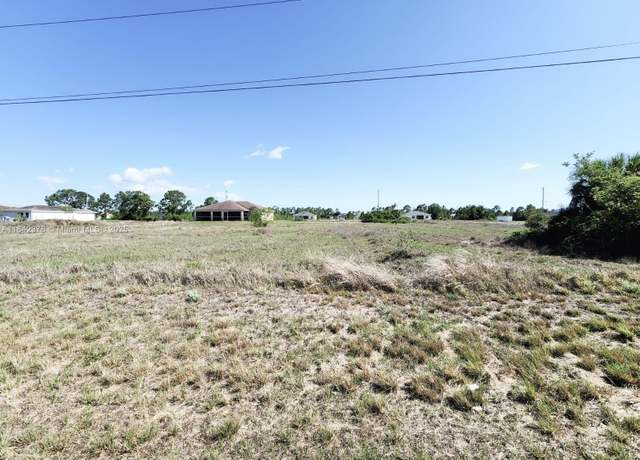 Property at 836 Jaguar Blvd, Lehigh Acres, FL 33974
