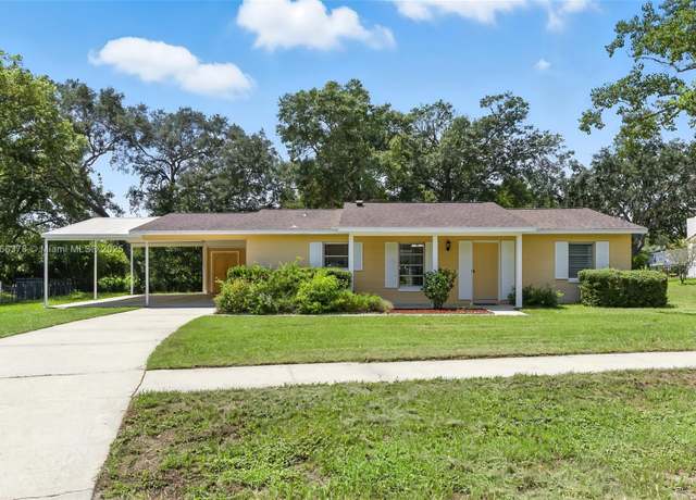 Property at 209 Laguna Ct, St Augustine, FL 32086, 3 beds, 2 baths
