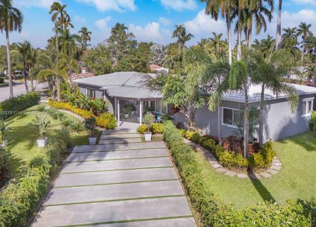 Property at 1155 Tyler St, Hollywood, FL 33019, 3 beds, 3 baths
