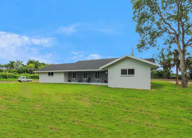 Property at 14450 SW 188th St, Miami, FL 33177, 3 beds, 2 baths
