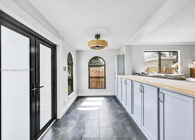 Property at 2630 Mckinley St, Hollywood, FL 33020, 4 beds, 3 baths