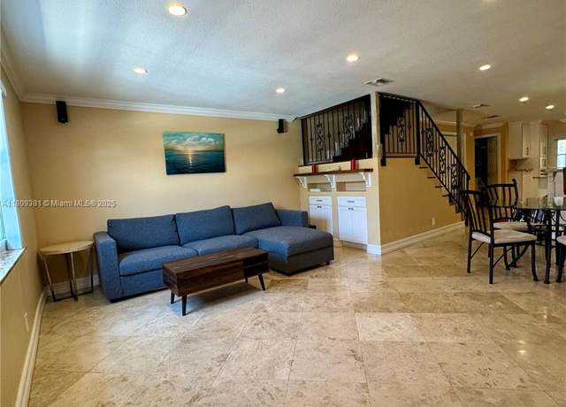 Property at 2200 Monroe St #33, Hollywood, FL 33020, 2 beds, 2.5 baths