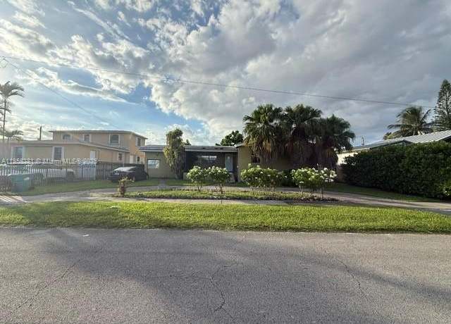 Property at 8311 SW 27th Ter, Miami, FL 33155, 6 beds, 5 baths