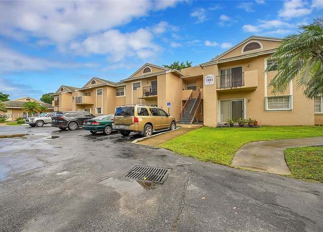 Property at 1881 NW 96 Unit 7c, Pembroke Pines, FL 33024, 2 beds, 2 baths