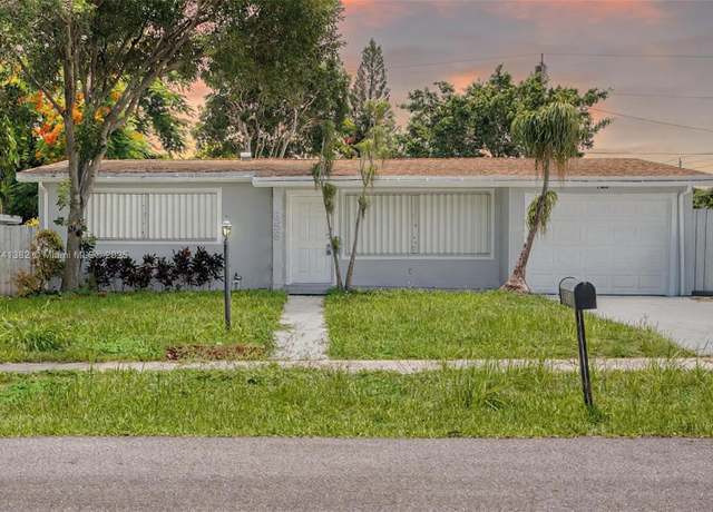Property at 658 SW 1st Ct, Boynton Beach, FL 33426, 3 beds, 2 baths