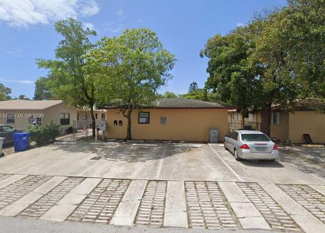 Property at 228 NW 12th St, Pompano Beach, FL 33060, 8 beds, 4 baths