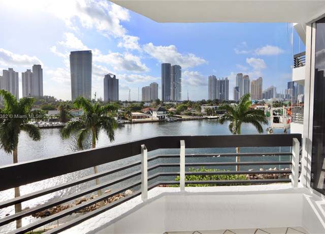 Property at 19195 NE 36th Ct #608, Aventura, FL 33180, 2 beds, 2 baths