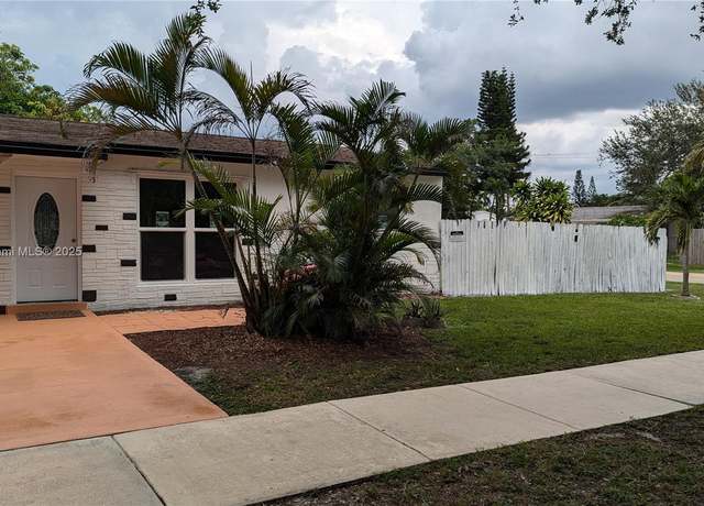 Property at 3601 N 72nd Ave, Hollywood, FL 33024, 4 beds, 2 baths