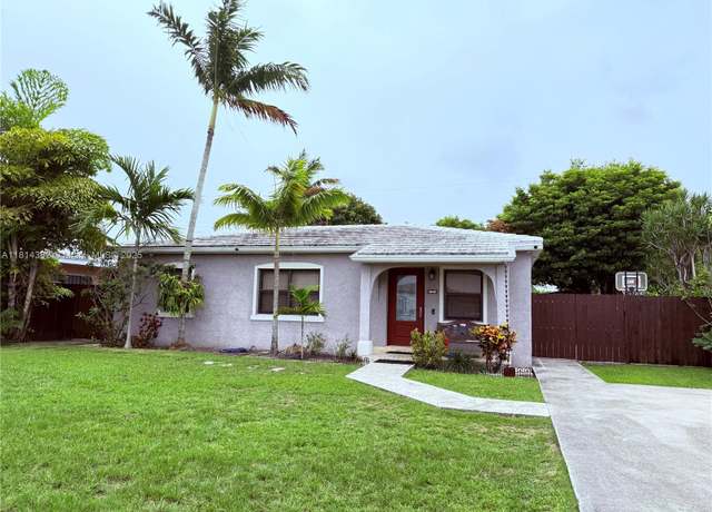 Property at 7420 SW 34th Ter, Miami, FL 33155, 3 beds, 1 bath