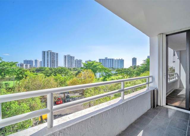 Property at 20355 NE 34th Ct #421, Aventura, FL 33180, 2 beds, 2 baths