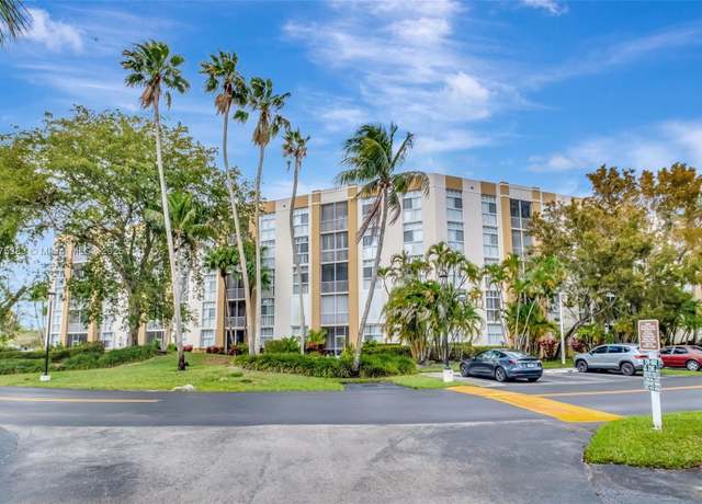 Property at 9805 NW 52nd St #306, Doral, FL 33178, 2 beds, 2 baths