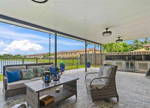 Property at 3771 SE 5th Ct, Homestead, FL 33033, 3 beds, 2 baths