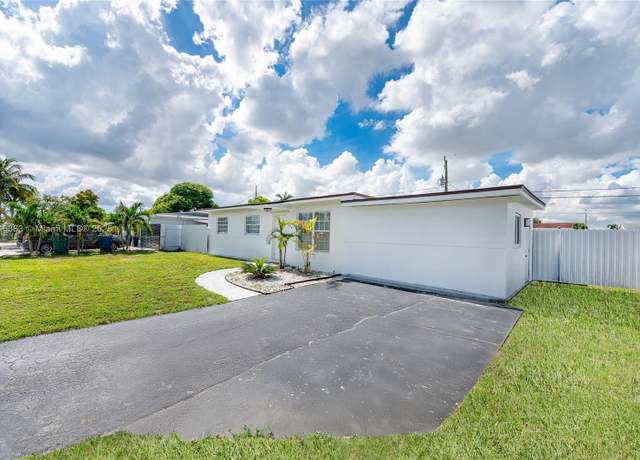 Property at 5420 NW 182nd St, Miami Gardens, FL 33055, 4 beds, 2 baths