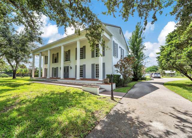 Property at 19400 SW 232nd St, Miami, FL 33170, 5 beds, 3.5 baths