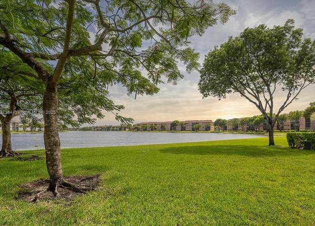 Property at 550 SW 138th Ave Unit 112K, Pembroke Pines, FL 33027, 2 beds, 2 baths