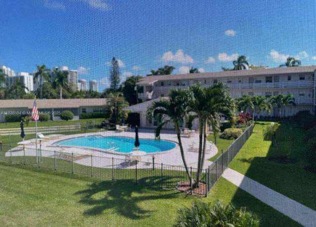 Property at 700 Layne Blvd #115, Hallandale Beach, FL 33009, 1 bed, 1 bath