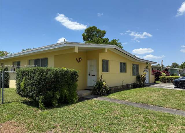 Property at 9300 SW 52nd Ter, Miami, FL 33165, 4 beds, 2 baths