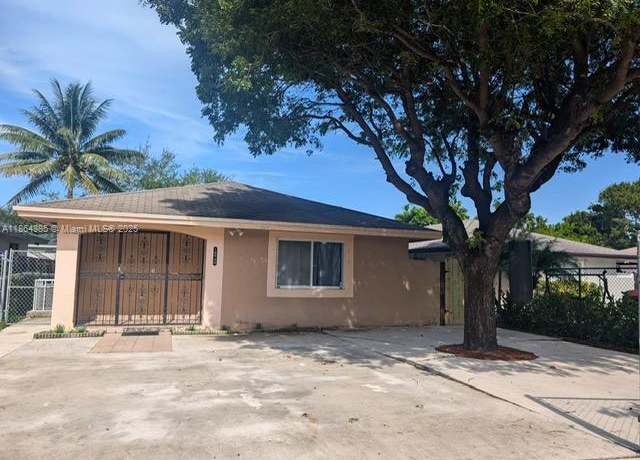 Property at 18940 SW 113th Ct, Miami, FL 33157, 3 beds, 2 baths