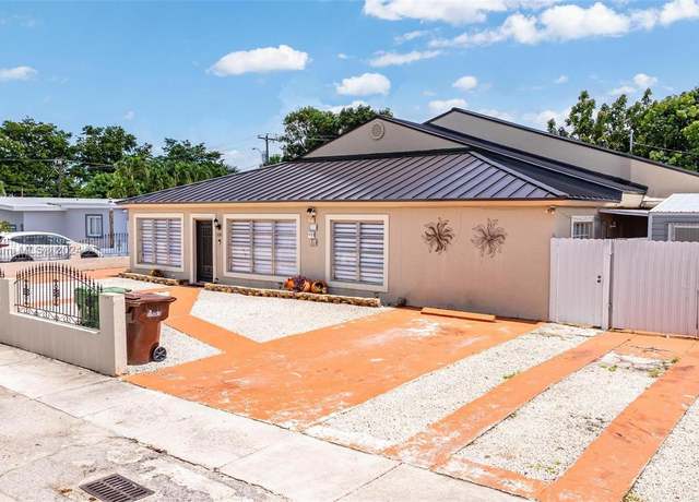 Property at 230 W 47th St, Hialeah, FL 33012, 6 beds, 4.5 baths