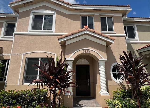 Property at 2325 SE 10th St, Homestead, FL 33035, 4 beds, 3 baths