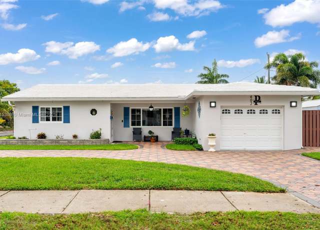 Property at 402 SE 7th Ave, Deerfield Beach, FL 33441, 3 beds, 2 baths