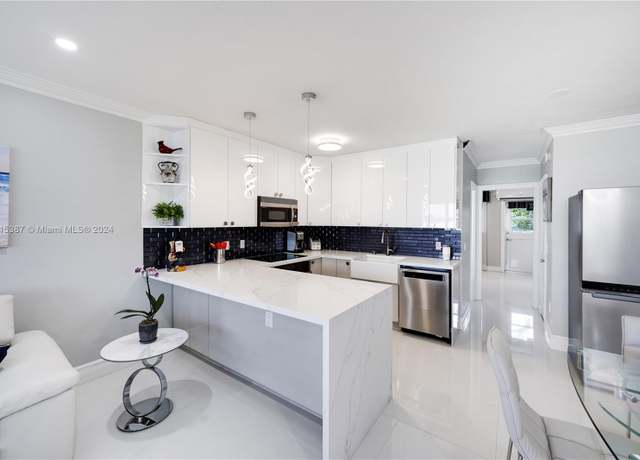 Property at 900 Atlantic Shores Blvd #219, Hallandale Beach, FL 33009, 1 bed, 1 bath