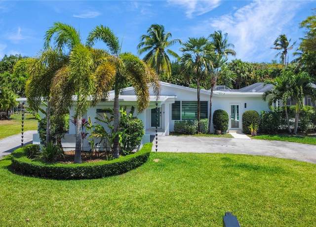 Property at 13715 SW 101st Ave, Miami, FL 33176, 4 beds, 4 baths