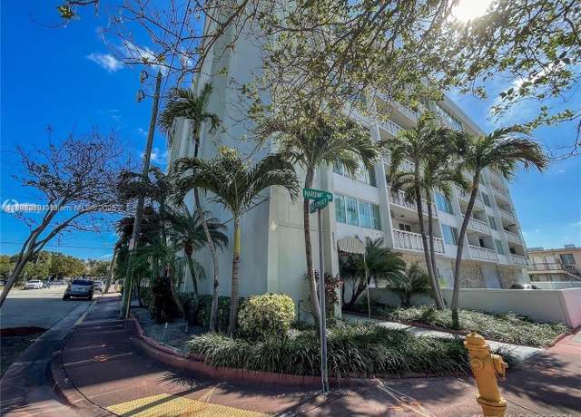 Property at 8233 Harding Ave #204, Miami Beach, FL 33141, 1 bed, 1.5 baths