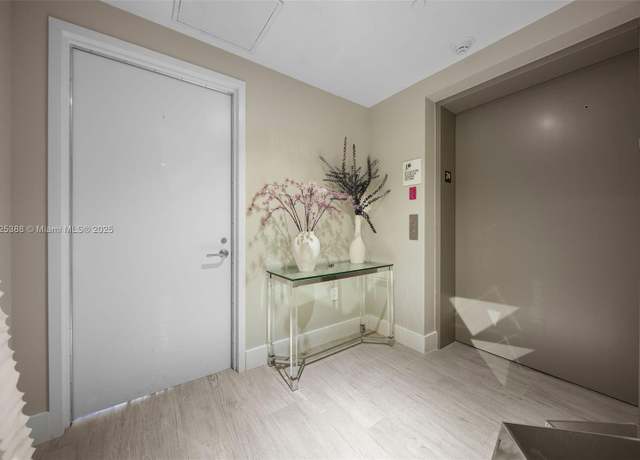 Property at 460 NE 28th St #2407, Miami, FL 33137, 2 beds, 2 baths
