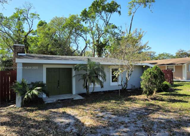 Property at 6208 SW 26th St, Miramar, FL 33023, 4 beds, 3 baths