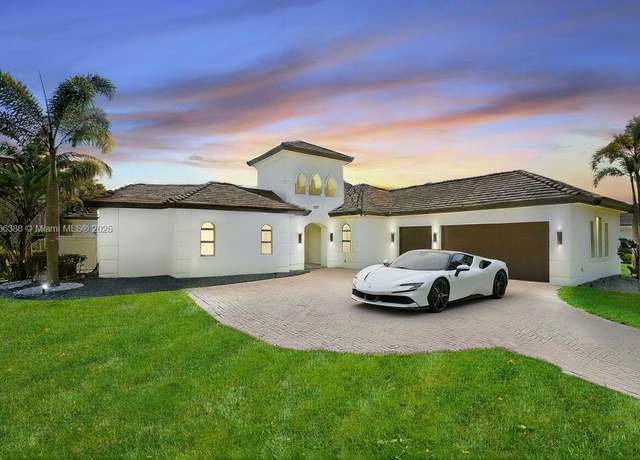 Property at 499 SW Squire Johns Ln, Palm City, FL 34990, 4 beds, 3.5 baths