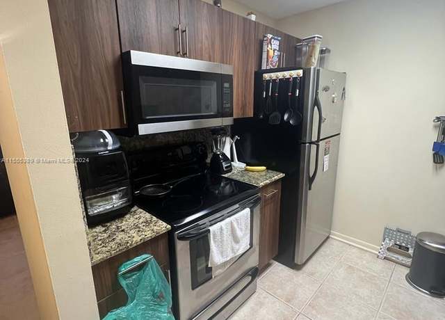 Property at 1551 SW 135th Ter Unit 107G, Pembroke Pines, FL 33027, 1 bed, 1 bath