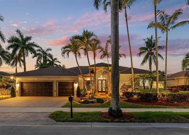 Property at 2485 Eagle Watch Ct, Weston, FL 33327, 5 beds, 3.5 baths