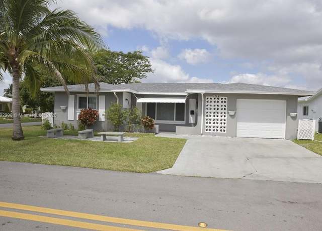 Property at 4701 NW 43rd Ave, Tamarac, FL 33319, 2 beds, 2 baths